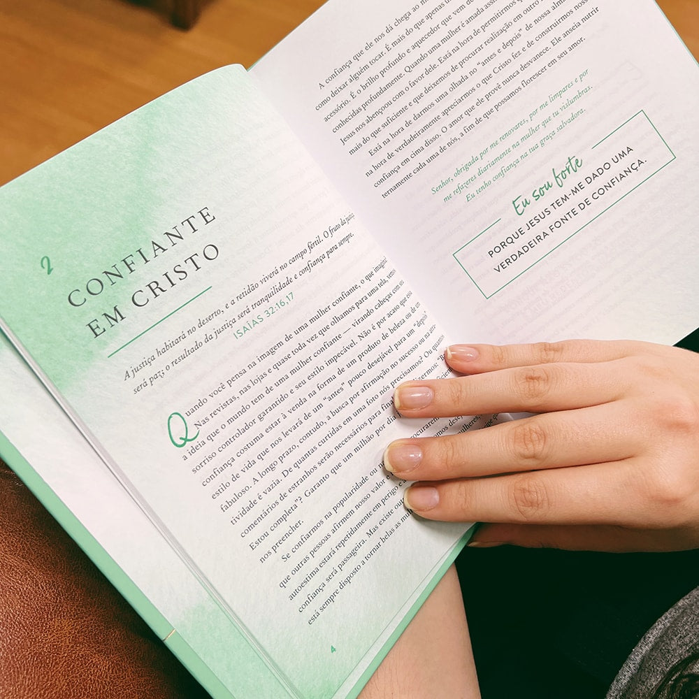 Forte | Devocionais Para Uma Vida Poderosa e Apaixonada | Lisa Bevere