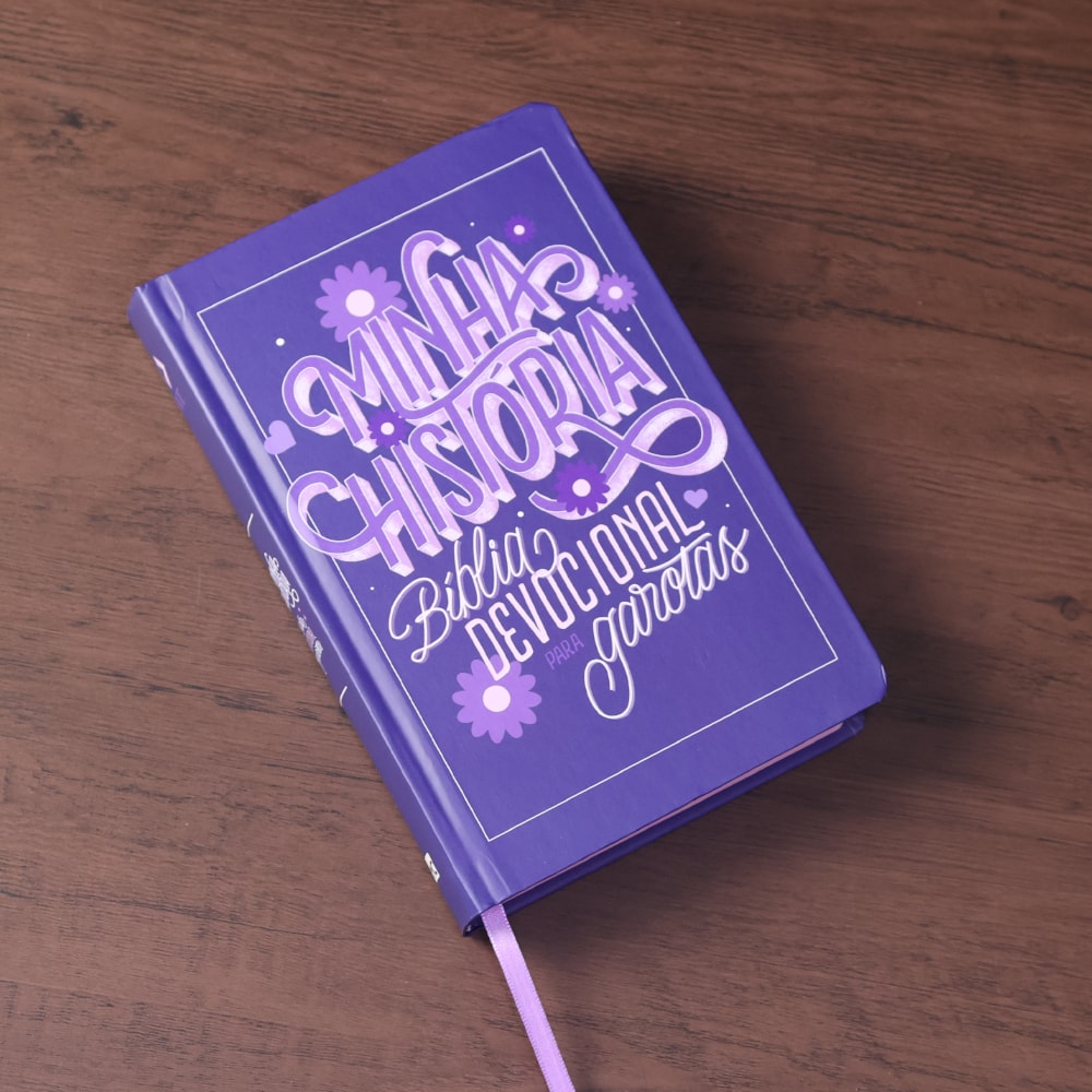 Bíblia Devocional Para Garotas | NVT | Letra Grande | Capa Dura Lettering
