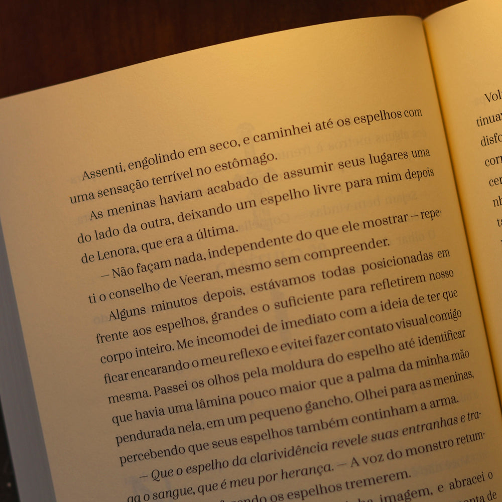 Colheita de Fogo e Sangue | Sara Gusella