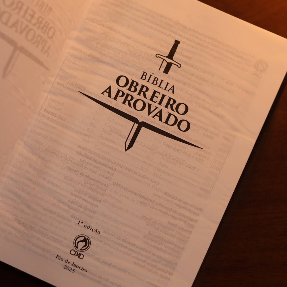 Biblia do Obreiro Aprovado Media  ARC  Harpa Crista  Capa Luxo Marrom