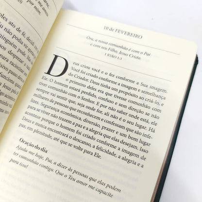 Dia a dia com Billy Graham | Devocional Luxo