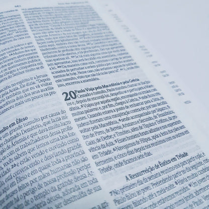 Bíblia Sagrada Mulher que Teme | NVI | Letra Maior | Capa Dura