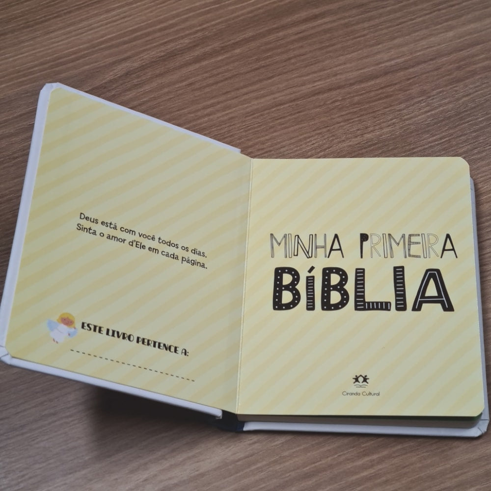 Minha Primeira Bíblia para Meninos | Capa Almofadada | Ciranda Cultural
