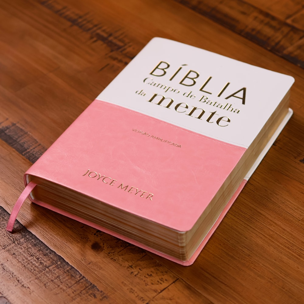 Bíblia Campo de Batalha da Mente | NVA | Letra Normal | Capa Luxo Branco e Rosa