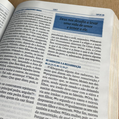 Bíblia da Família | ARA | Letra Normal | Capa Dura Flores