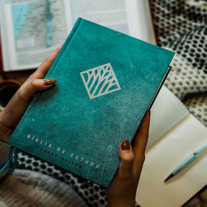 Bíblia De Estudo Thomas Nelson | NVI | Letra Normal | Capa Dura Turquesa