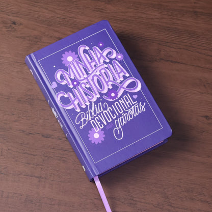Bíblia Devocional Para Garotas | NVT | Letra Grande | Capa Dura Lettering