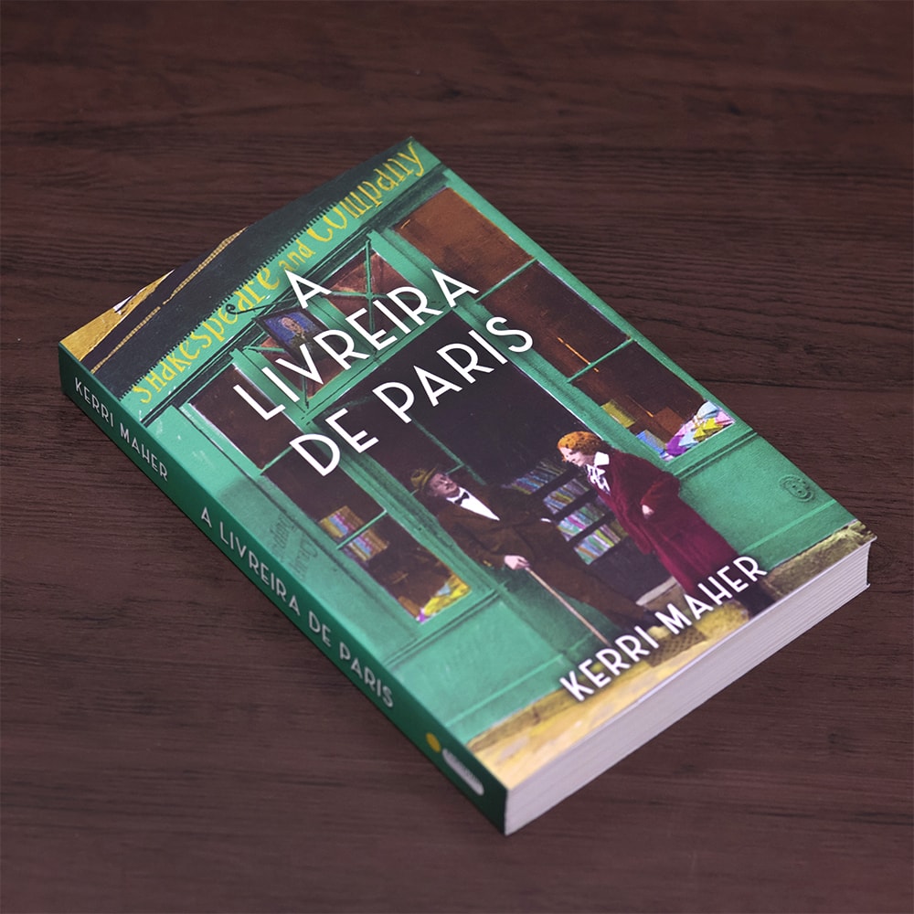 Livreira de Paris | 
Kerri Maher