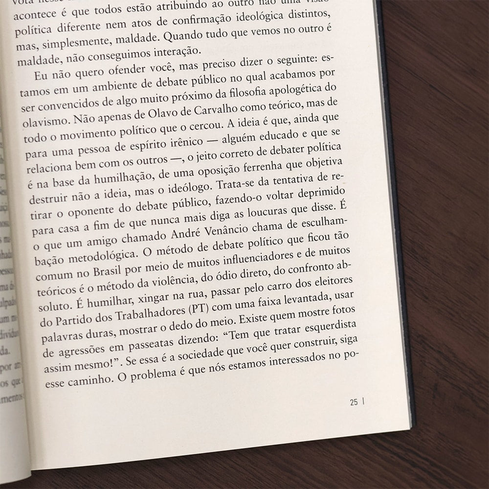 O Que Chamamos de Princípio é Quase Sempre o Fim | 
Yago Martins