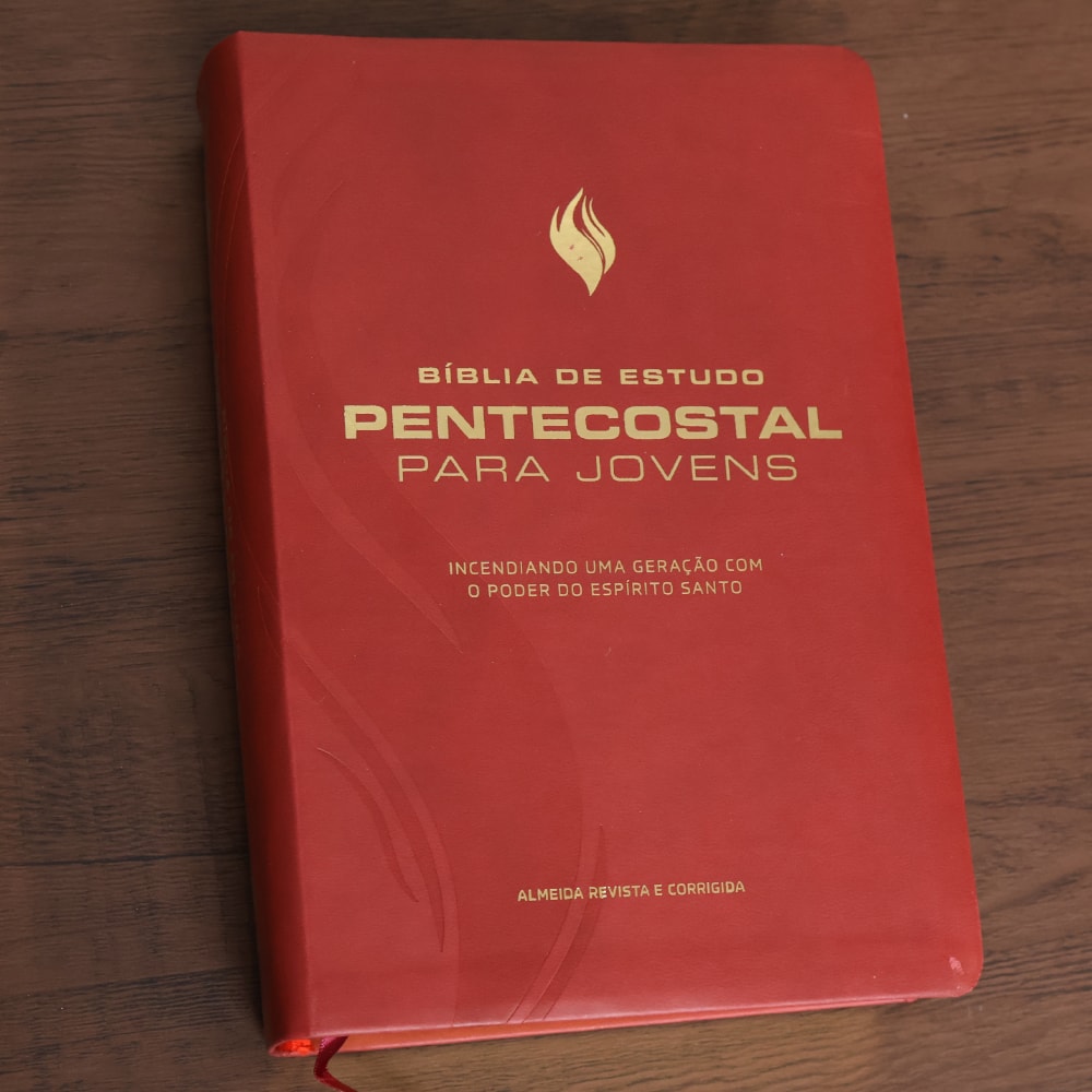 Bíblia de Estudo Pentecostal para Jovens | ARC | Letra Média | Luxo Vinho
