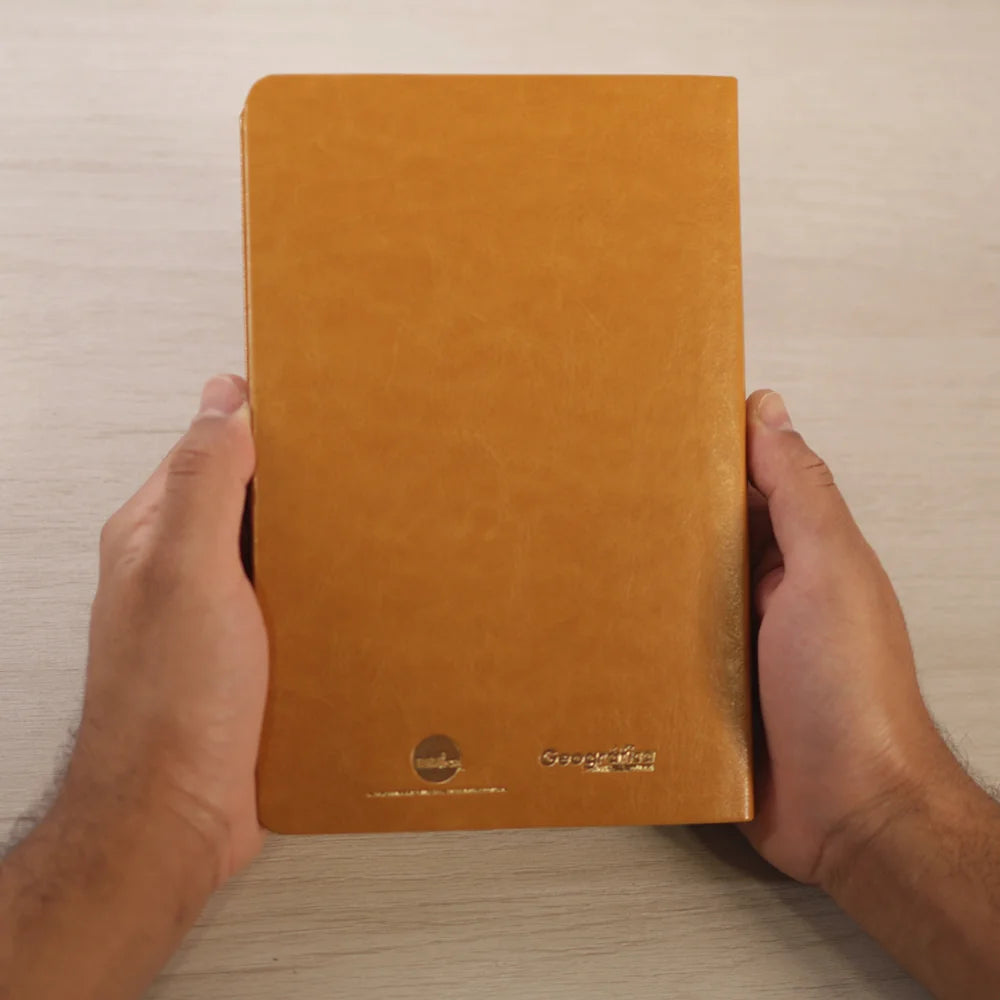 Bíblia Sagrada | NVI | Letra Normal | Capa Luxo Mostarda