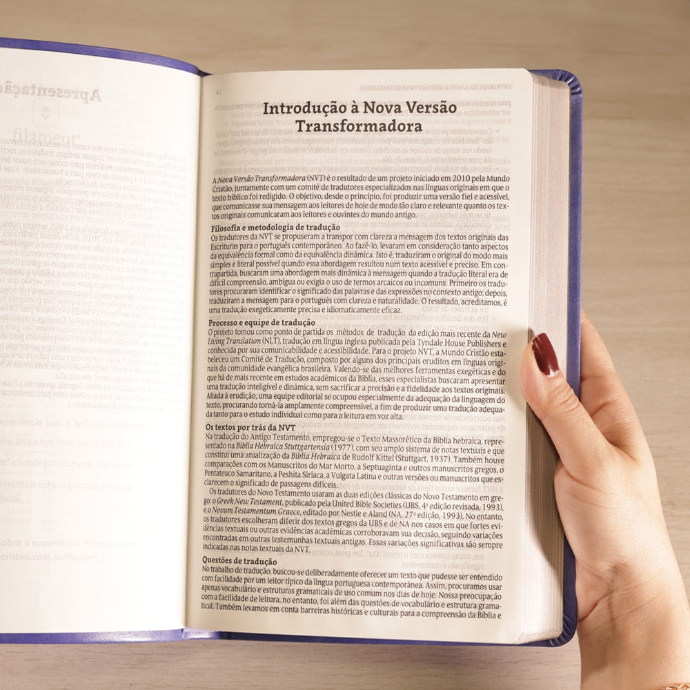 Bíblia Slim Filament | NVT | Letra Grande | Capa Couro Sintético Lilás