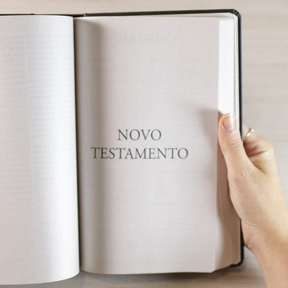 Bíblia Sagrada Cruz A Morte Não Pode Vencer | NVI | Letra Grande | Capa Dura