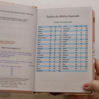 Bíblia Sagrada Brush e Folhas | ARC | Letra Maior | Harpa e Corinhos | Capa Dura