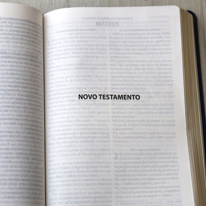 Bíblia Sagrada com Harpa Cristã | ARC | Letra Grande | Capa Luxo Floral Azul