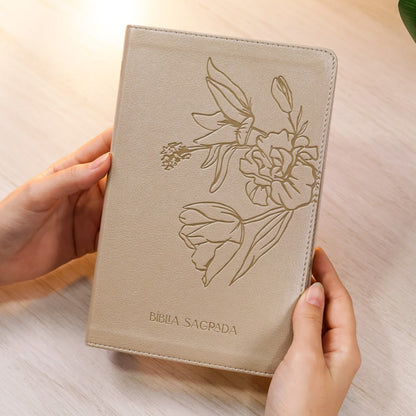 Bíblia The Purpose Book | A21 | Capa Couro Soft Bege Flores