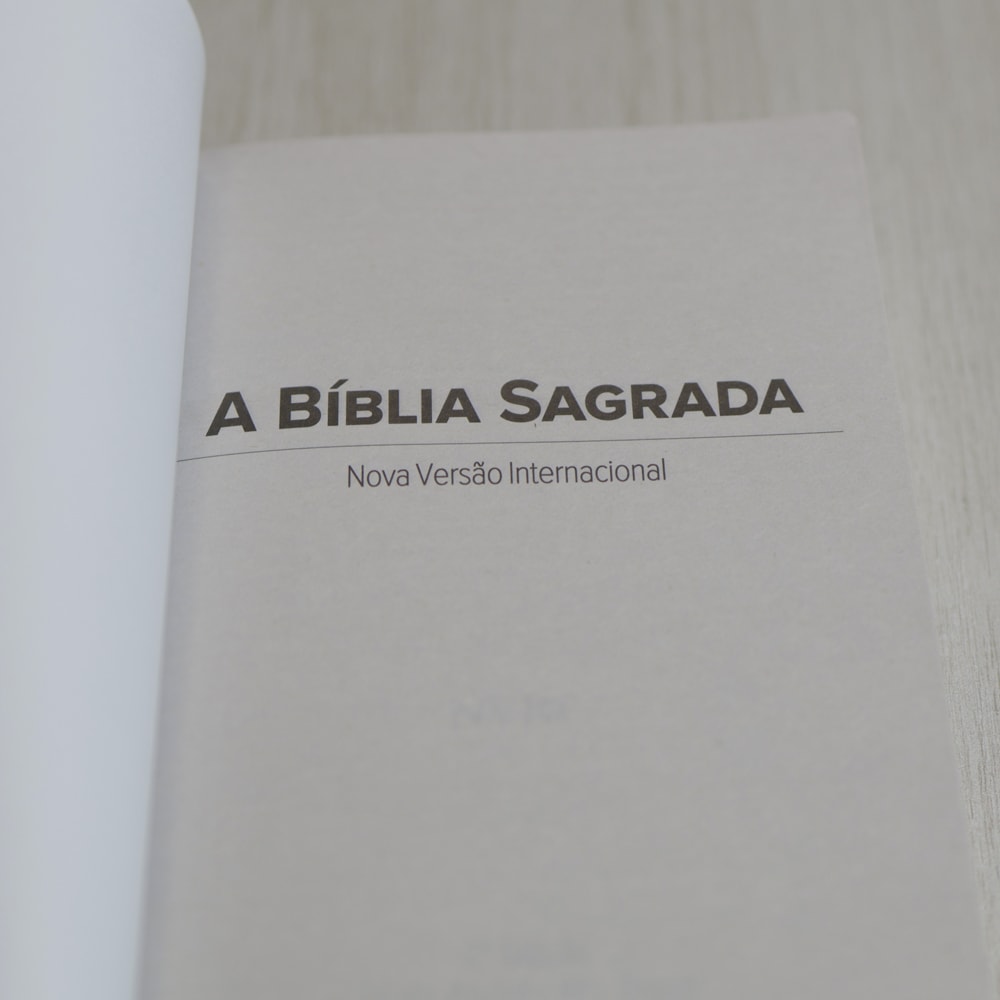 Bíblia Sagrada Leão | NVI | Capa Brochura