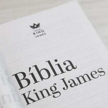 Bíblia Sagrada O Nome Sobre Todo Nome | King James | Letra Normal | Capa Brochura