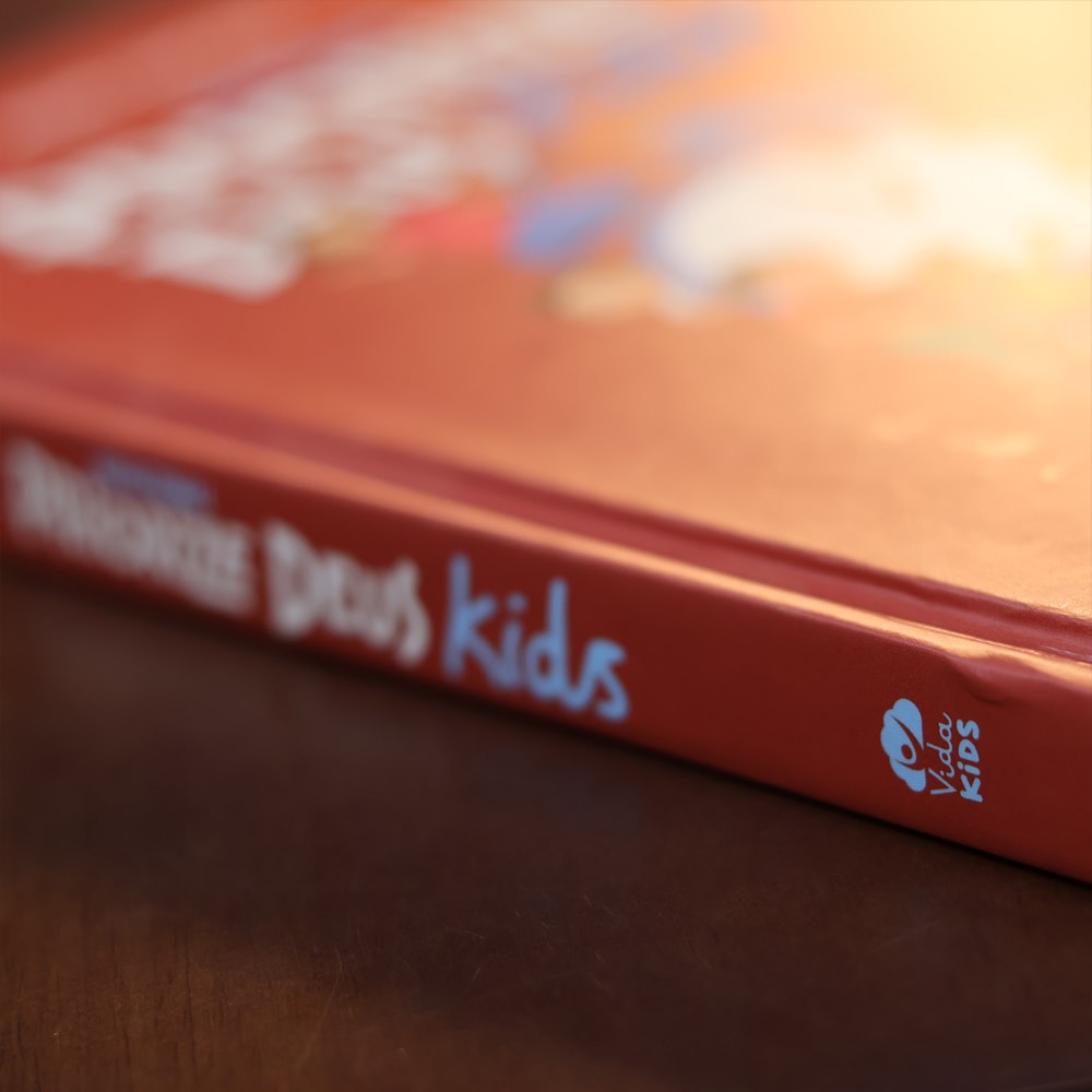 Devocional Priorize Deus Kids | Michel Simplício