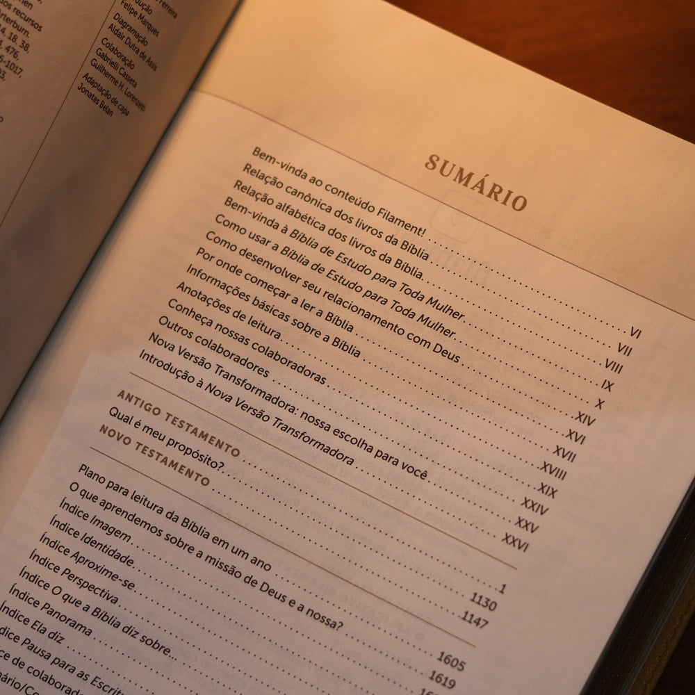 Biblia de Estudo Para Toda Mulher  NVT  Capa Bege