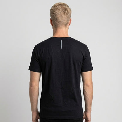 Camiseta Preta | O Amor Me Amou