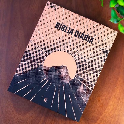 Bíblia Diária Montanha | NVI | Leitura Perfeita | Capa Brochura