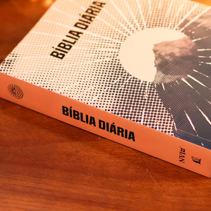 Bíblia Diária Montanha | NVI | Leitura Perfeita | Capa Brochura