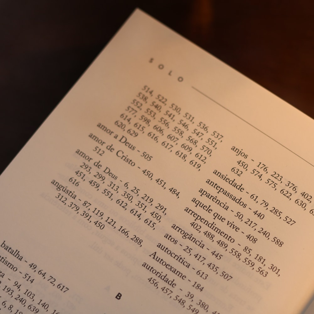 Devocional Solo | Eugene Peterson | Capa Brochura