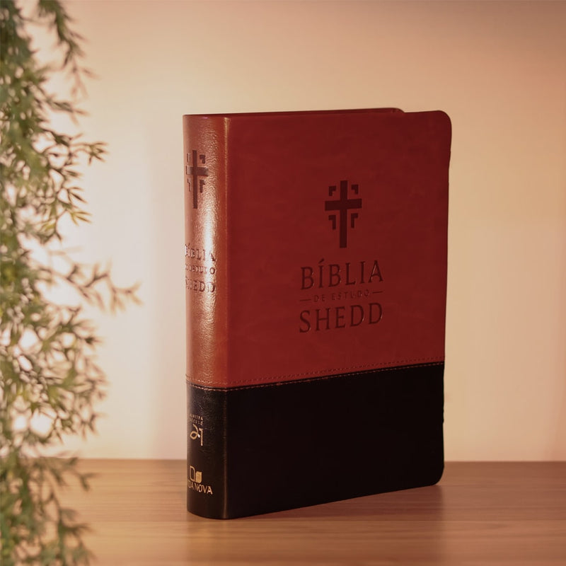 Bíblia de Estudo Shedd | A21 | Couro Sintético Marrom e Preto