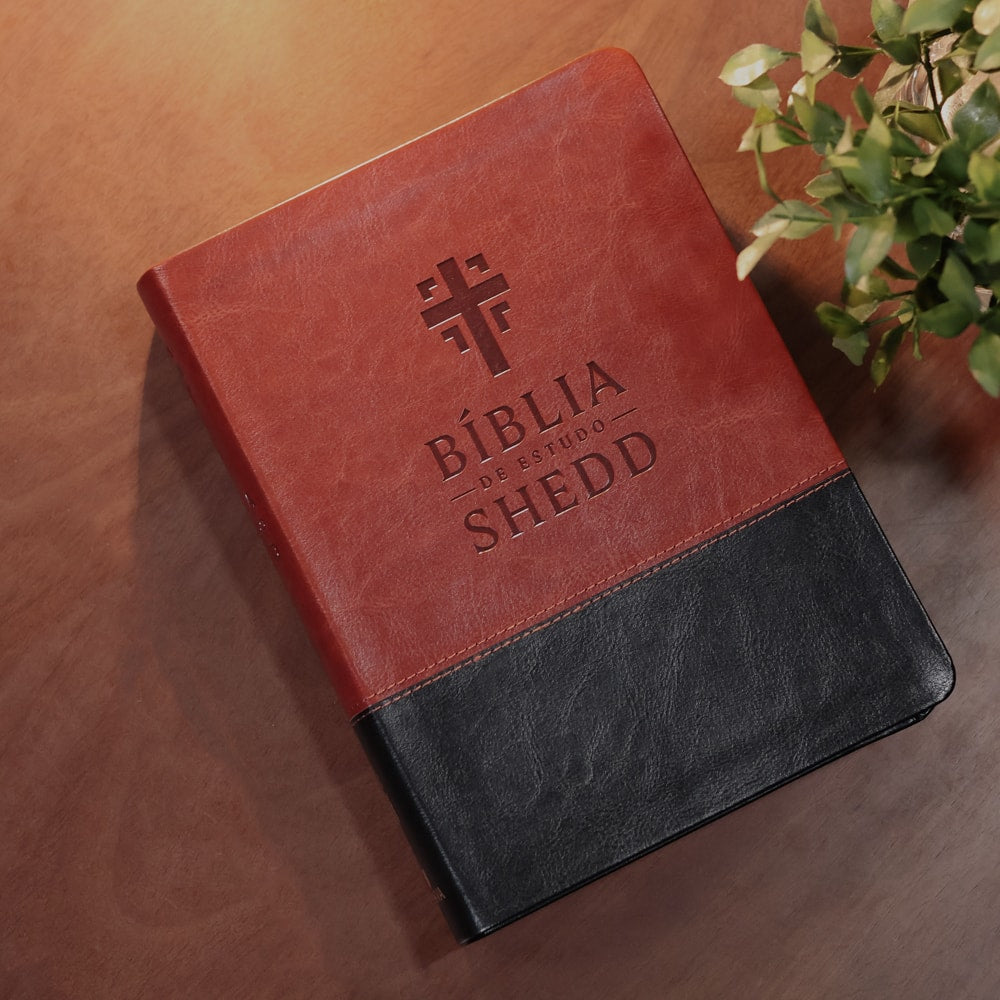 Bíblia de Estudo Shedd | A21 | Couro Sintético Marrom e Preto