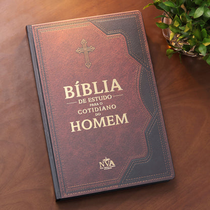 Bíblia de Estudo Para o Cotidiano do Homem | NVA | Full Collor | Capa Dura Bicolor