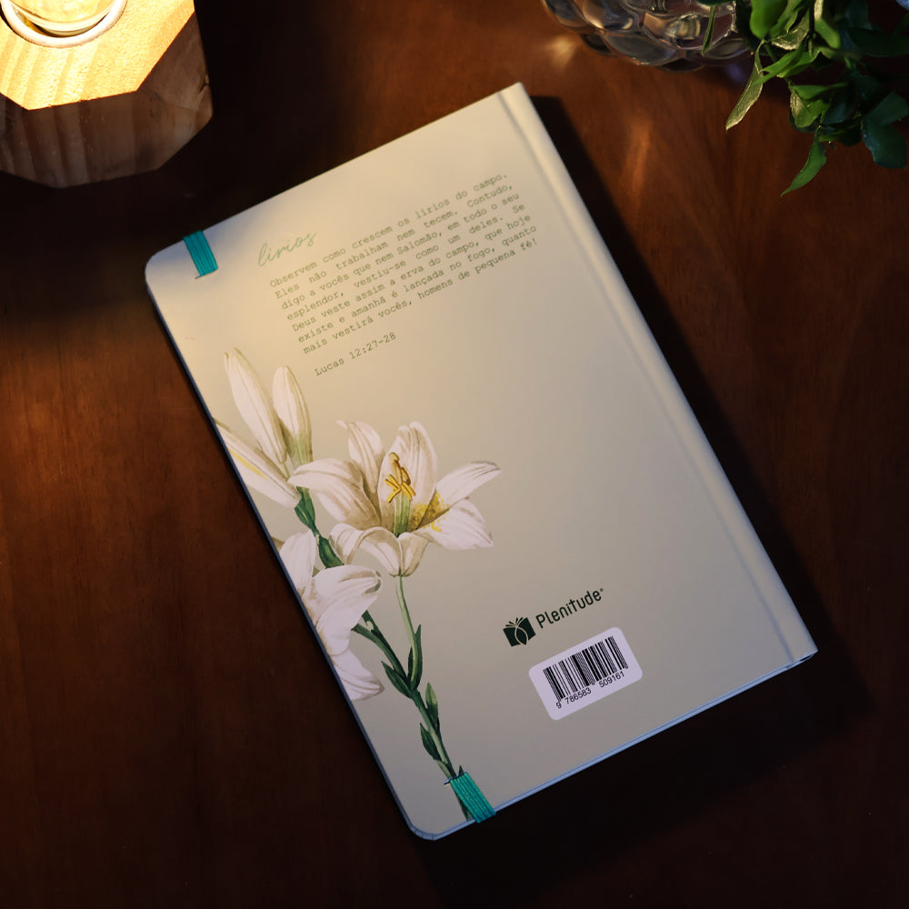 Caderno Moleskine | Com Pauta | Lírios