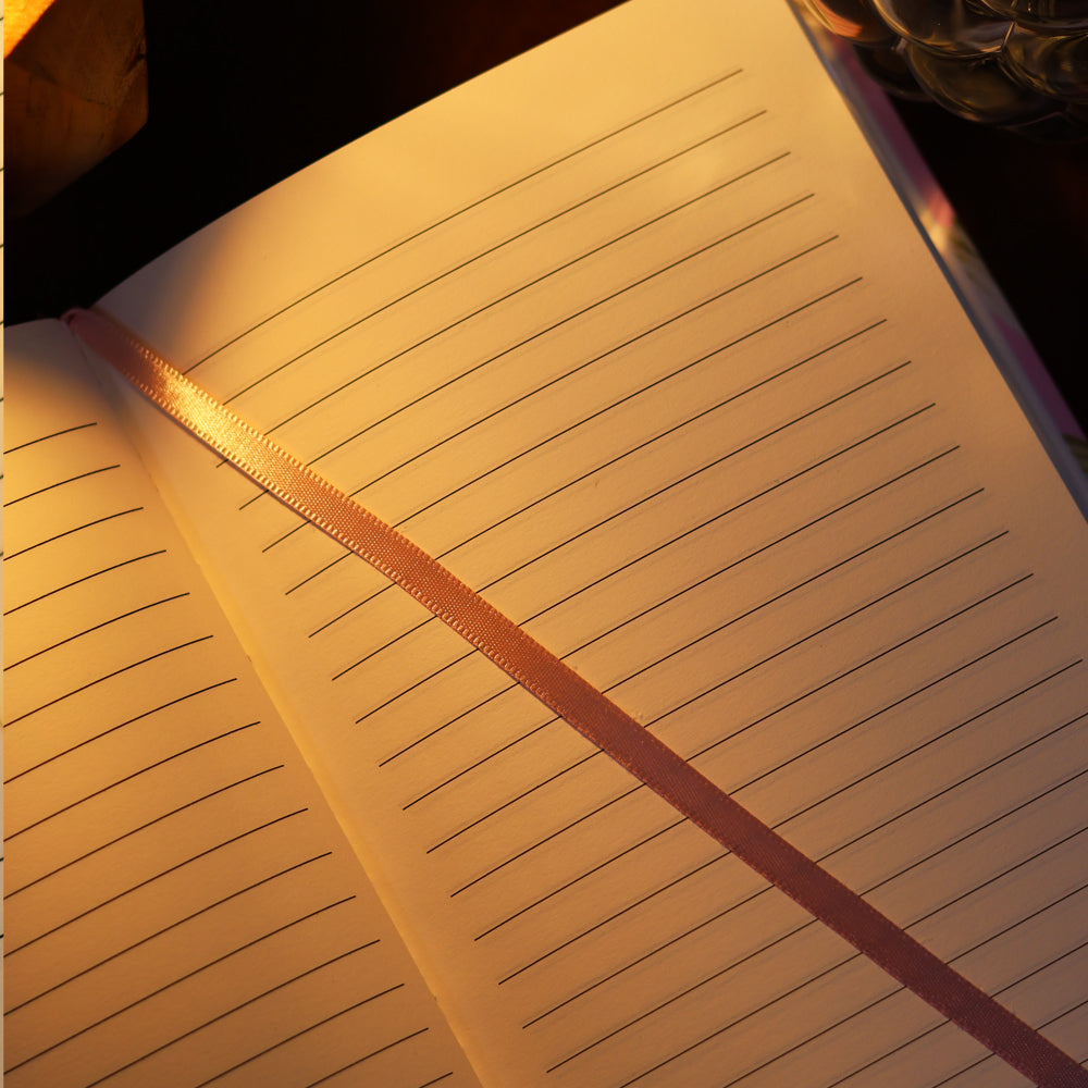 Caderno Moleskine Rosa | Com Pauta | Capa Lírios Rosa