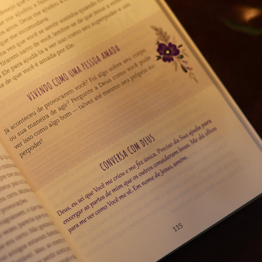 Devocional Amada e Querida | Lynn Cowell e Michelle Nietert