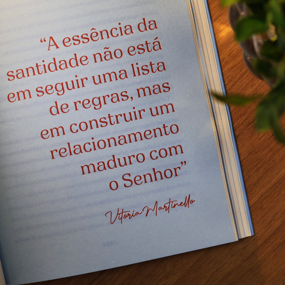 Ser Diferente é Um Presente | Vitória Martinello